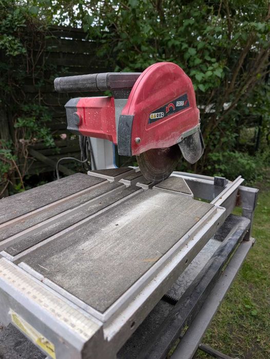Przecinarka wodna do płytek DEDRA DED7823 1650W – sprawna