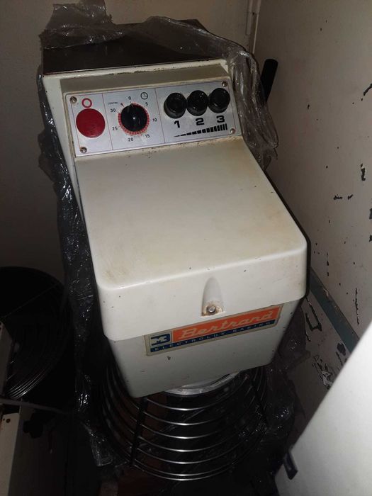 Máquinas Pastelaria pouco uso