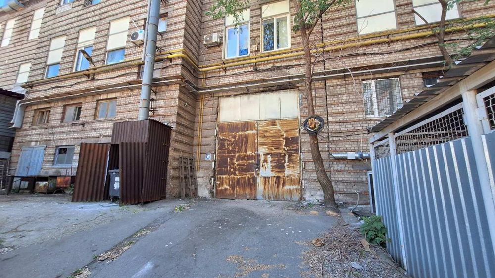 Склади в центрі міста: Оренда приміщень у ТРЦ «Пальміра Plaza»