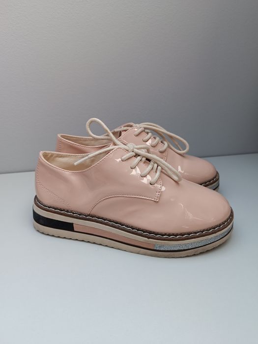 Lakierki trzewiki Zara footwear 31 tenisówki buty wiosenne Adidasy