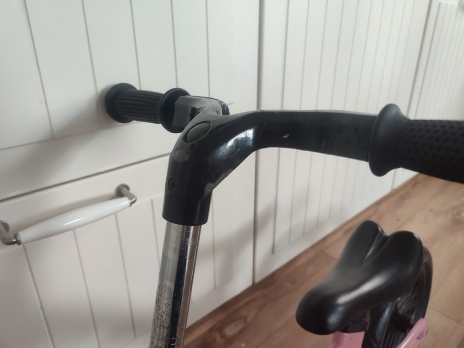Rowerek rower biegowy Movino magnesium pro różowy bardzo lekki  2,2 kg