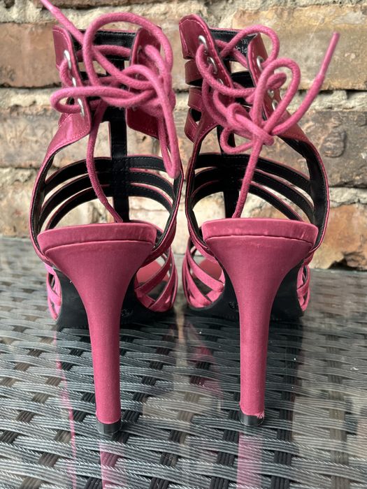 Sandały na obcasie boski kolor nowe 39 deichmann