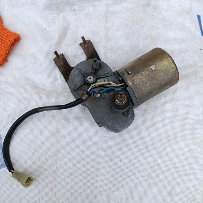 Двигун двірники Славута. Працює добрє!!!