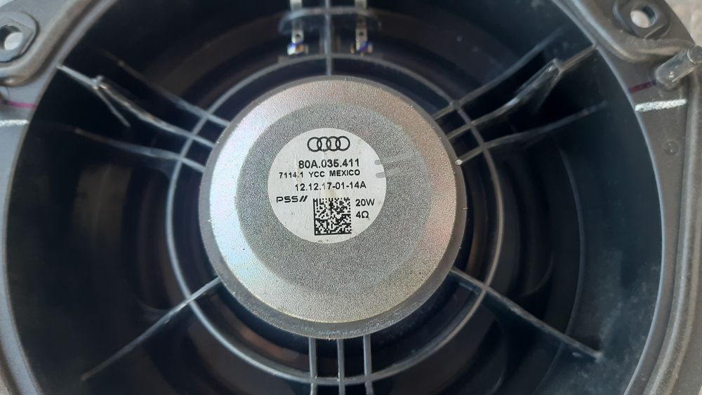 Динаміки колонки дверей AUDI Q5 80A FY 2017-2022 80A035411  80A035415
