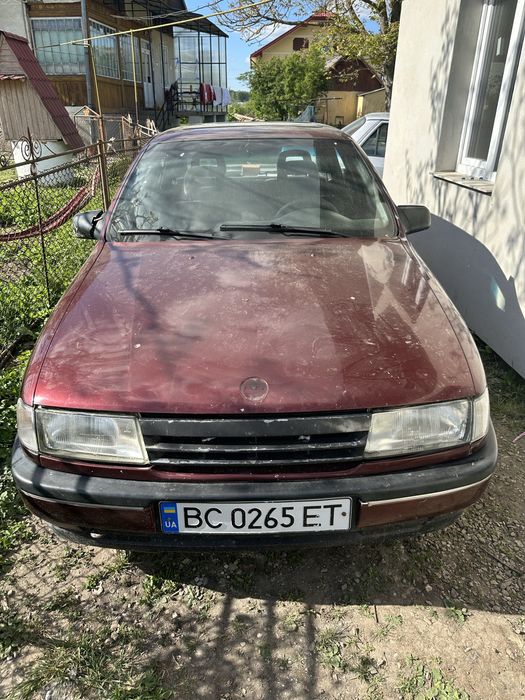 У продажу опель вектра 1.8 бензин