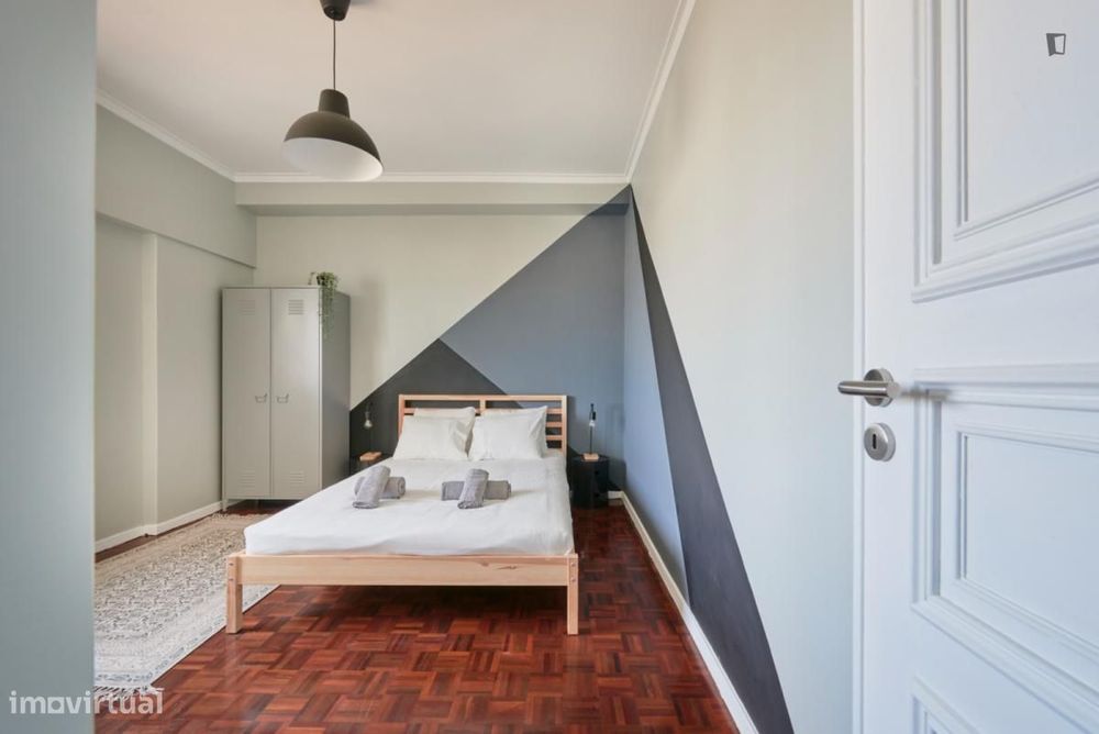 Quarto - localizado em Olaias Lisbon