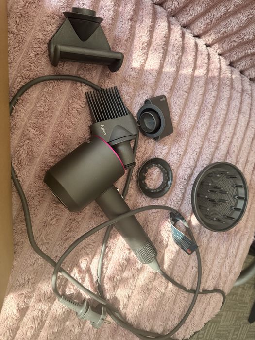 Фен Дайсон в гарному стані