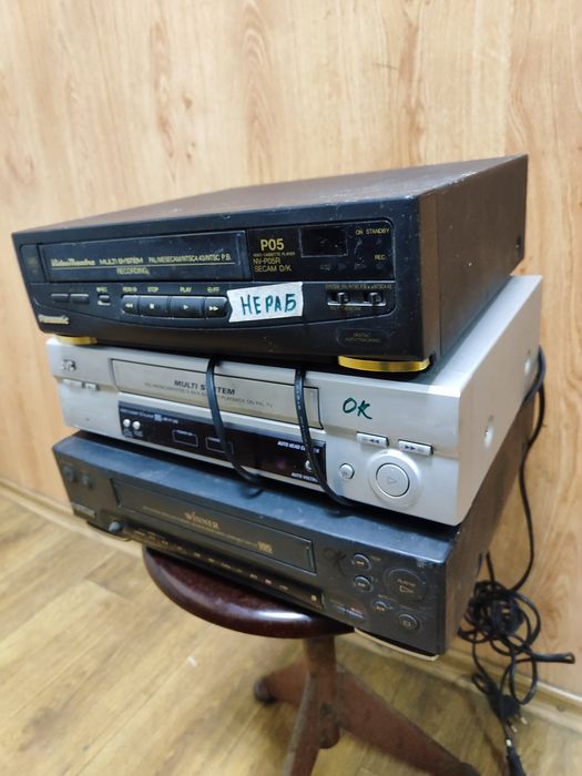 Видео магнитофон видик VHS Samsung svr-11g JVS hr-p186 Panasonic nv-p0