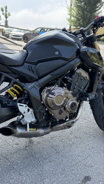 Honda CB650R Akrapovic