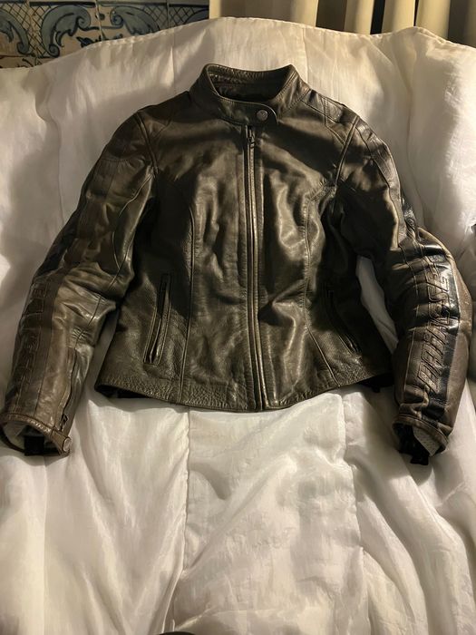 Casaco de mota em pele da Dainese em excelente estado