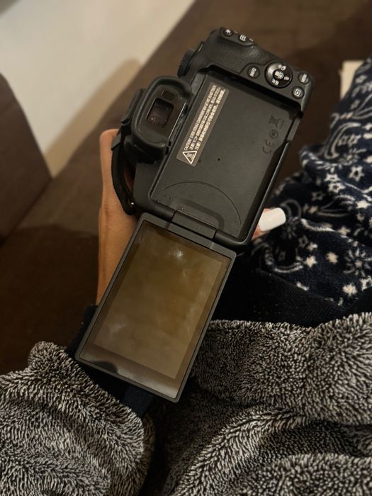 Canon EOS R50 — como nova