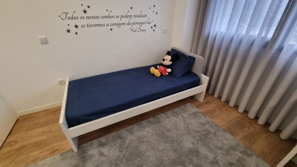 Quarto juvenil completo