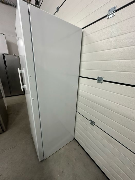 Морозильна камера Liebherr FNc 5277 Peak