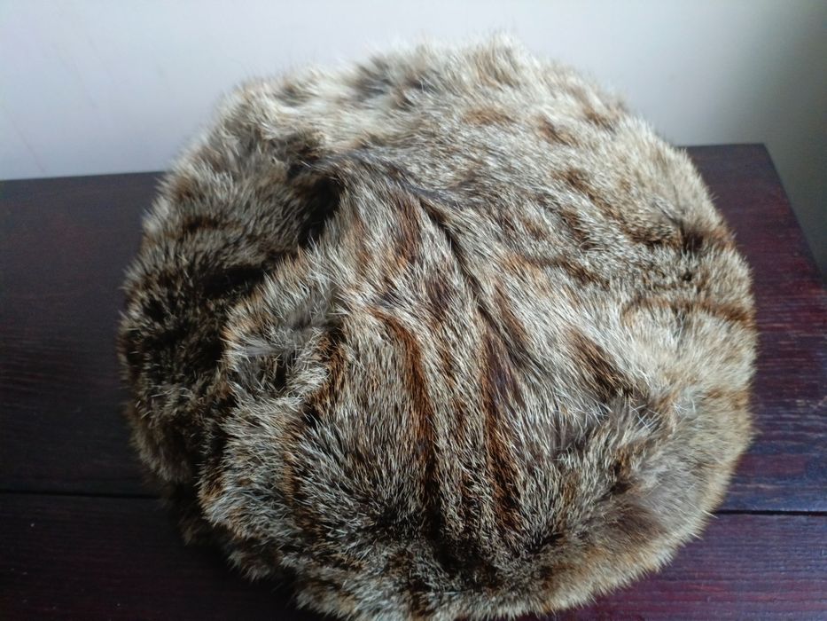 Elegancka damska czapka z futra naturalnego