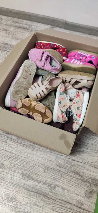 Набор обуви коробка, пакет обуви для девочки бу взуття