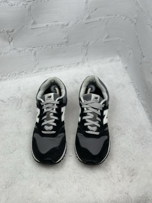 Чоловічі чорні кросівки New Balance 565 43p 574