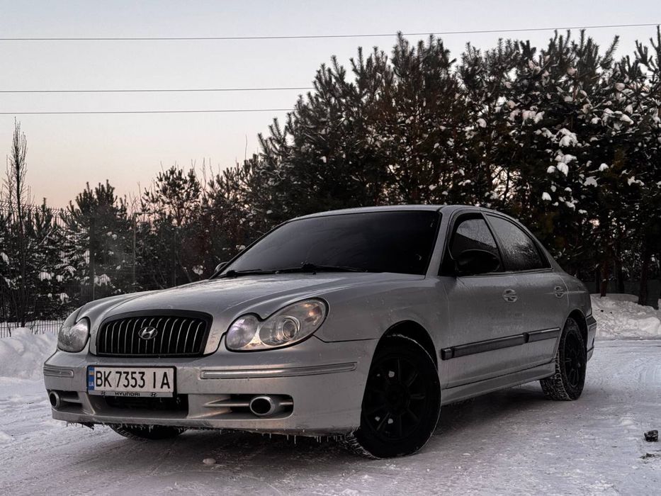 Продам власне авто,в експлуатації давно,ніяких проблем не має,гарна зимова гума,свіже тонування,по автівці питань взагалі немає,любий вид оформлення,я власник,газ працює,акпп перемикає добре,страховий поліс свіжий
Всі інші запитання по телефону