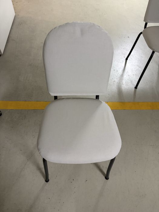 2 cadeiras Skålsta como novas