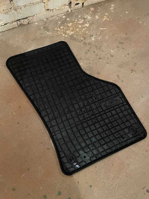 Dywaniki gumowe Skoda Octavia IV Kombi