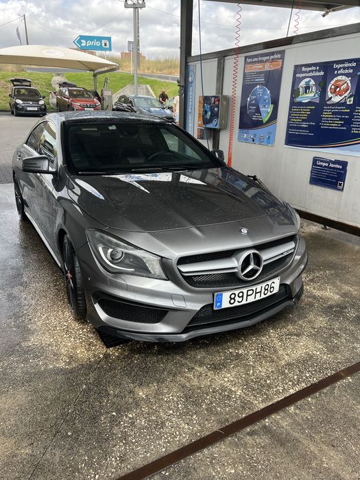 Mercedes-Benz CLA 45 AMG — fotografia 12