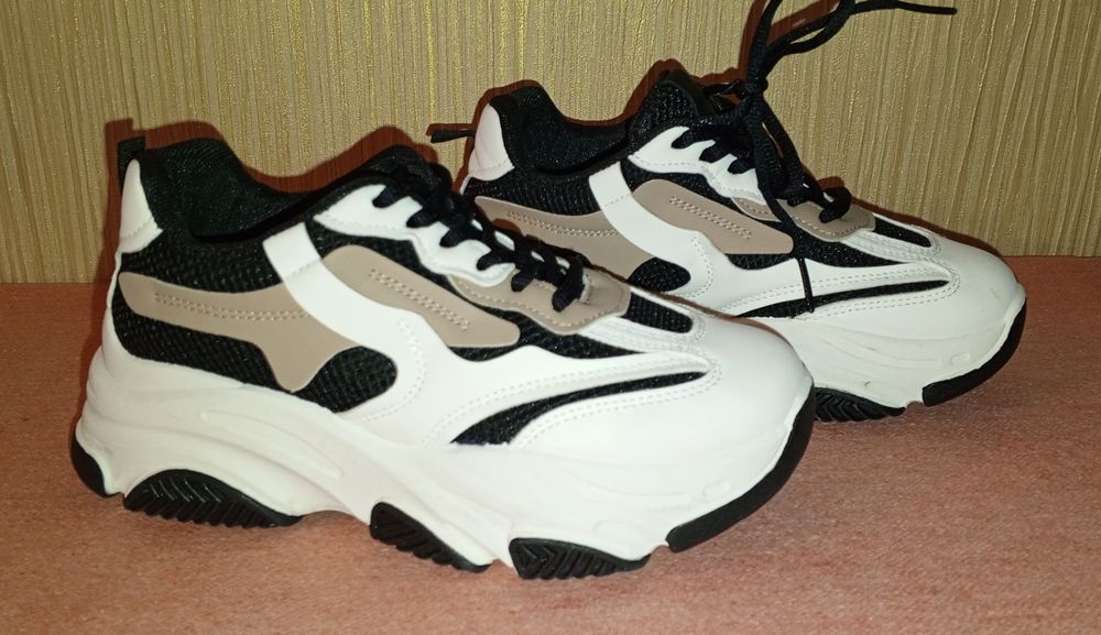 Кросівки кросовки -36 р