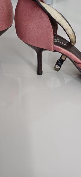 Buty skórzane firmy Bata