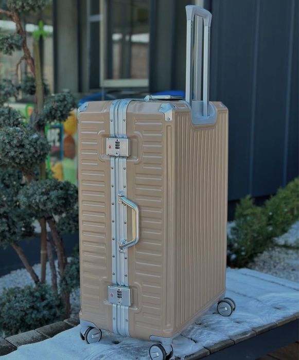 Валіза (чемодан )  Milano Bag 013