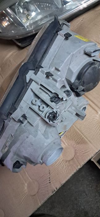 farol otica w203 esquerda