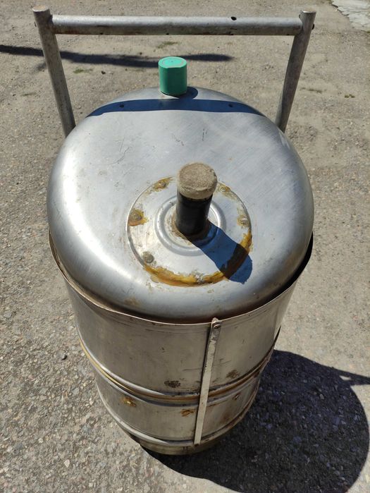 Бак из нержавейки передвижной