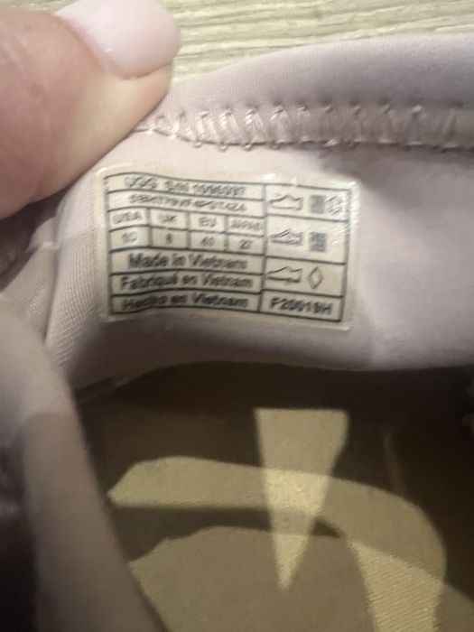 Ugg оригинал 41 размер.  Кроссовки