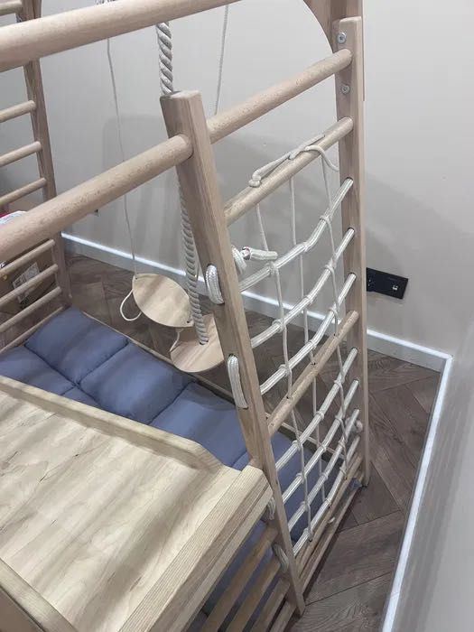 Podłogowy kompleks sportowy dla dziec