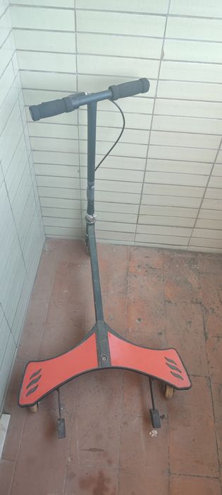 Trotinete Como Nova