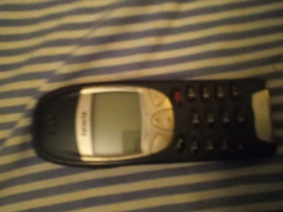 Telemóvel Nokia s'tigo muito bonito
