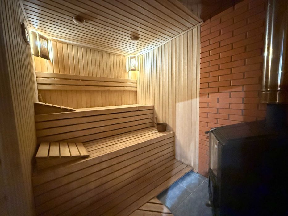 Будинок в місті Березань, ремонт, сауна, альтанка, басейн є ВІДЕООГЛЯД