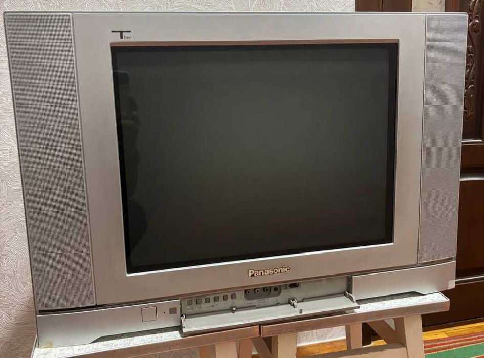 Продам телевізор Panosonic TX-21PS70TQ