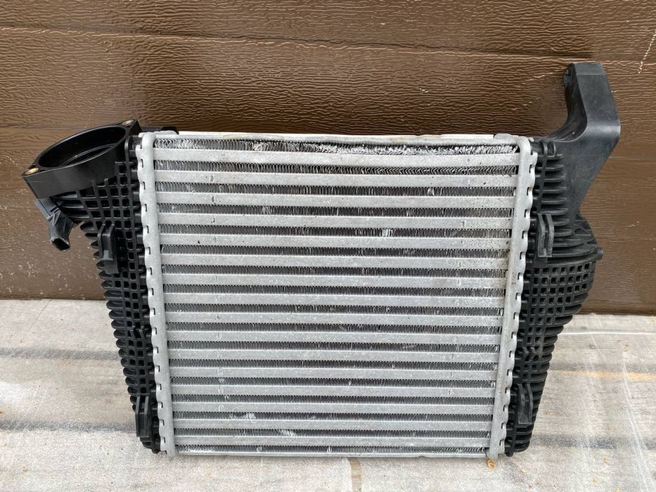 Porsche Macan 95b рестайл інтеркулер лівий 95b145803f