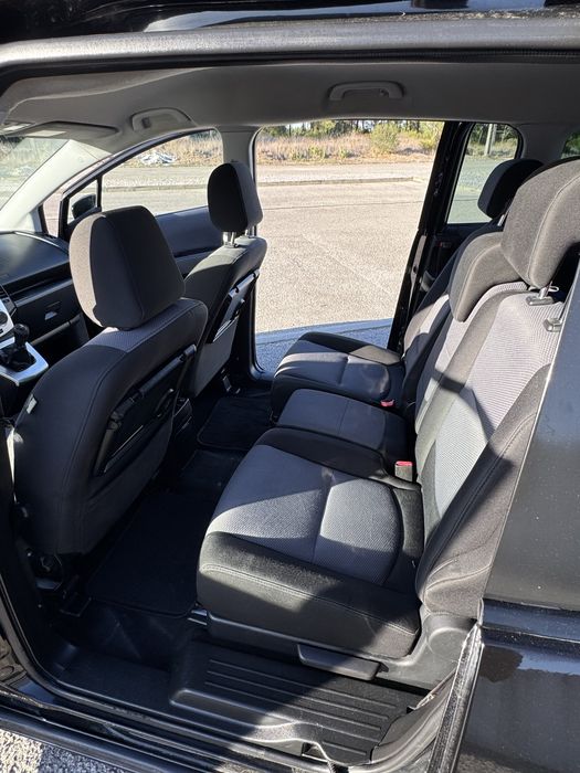 Mazda 5  Diesel  143cv
