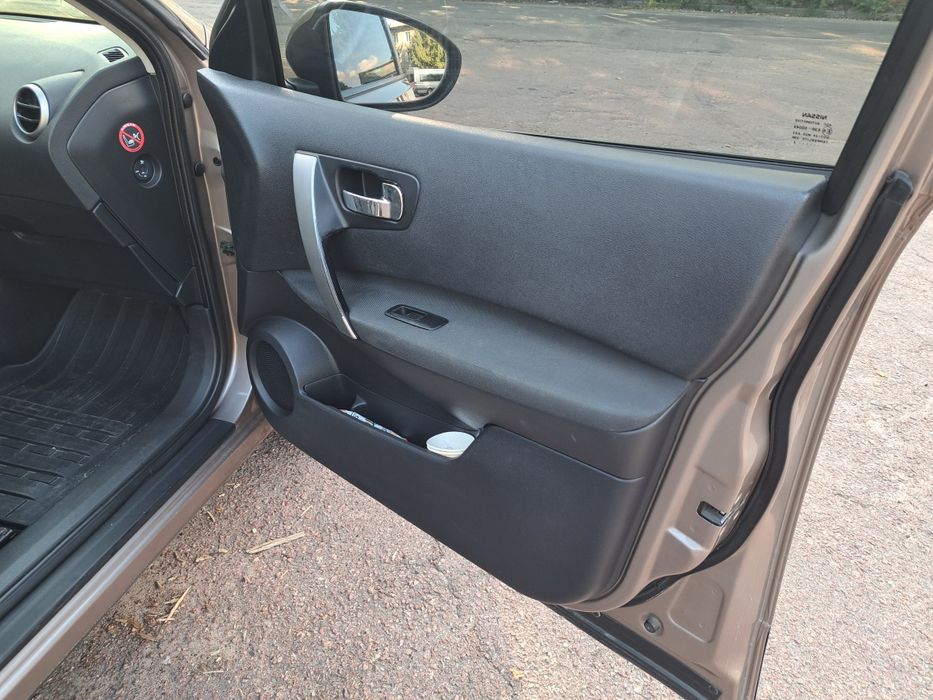 Продам Nissan Qashgai +2 Кашкай  7 мест