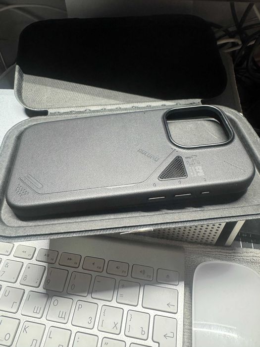 Аксесуари й комплектуючі Aulumu A15 Vegan Leather на iPhone 15 Pro