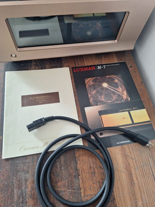 Luxman M-7i audiofilska końcówka mocy 450w/8ohm mono SIGNATURE