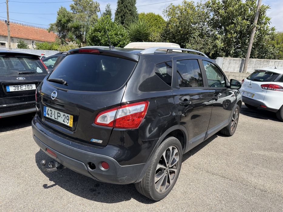 Nissan Qashqai — fotografia 4