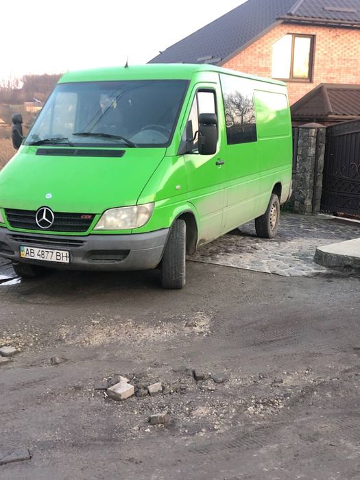 Мерседес спрінтер