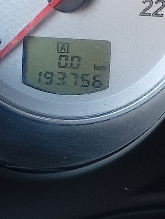 Автомобіль в хорошому стані у