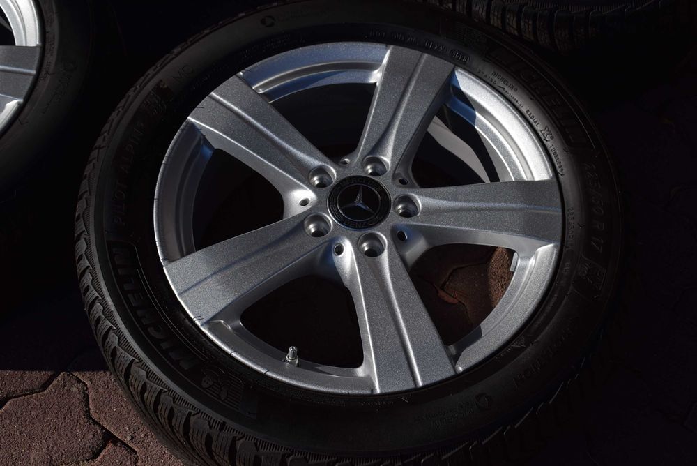 Mercedes C W206 C W205 W204 zima nowy model MICHELIN plug in