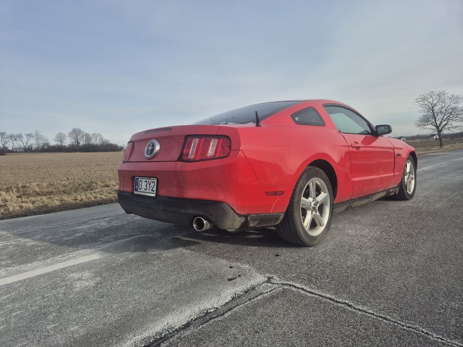 Ford mustang 3.7 v6 zamianę
