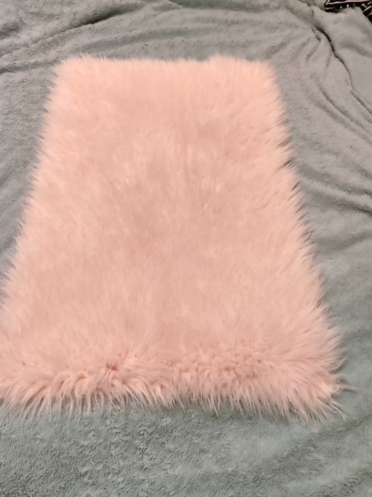 В спальню /гостиную с высоким  ворсом