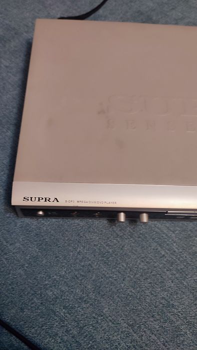 Продам DVD плейєр