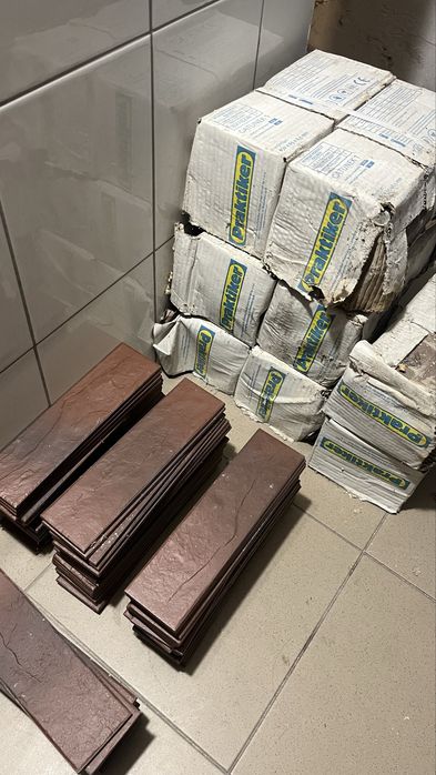 Mrozoodporne klinkierowe płytki elewacyjne.