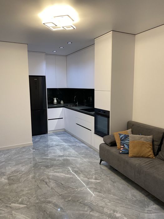 Сучасна квартира ЖК Квітковий погодинно.подобово.перша здача