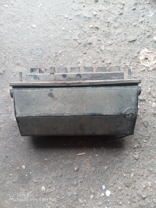 Блок запобіжників ВАЗ 2107-05-04